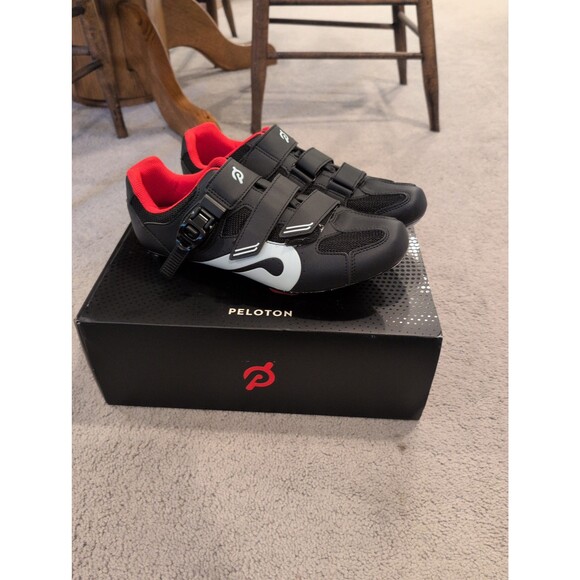 Perfect Peloton cycling shoes with look delta cleats and box EU 46 US men's 12 - Picture 1 of 7